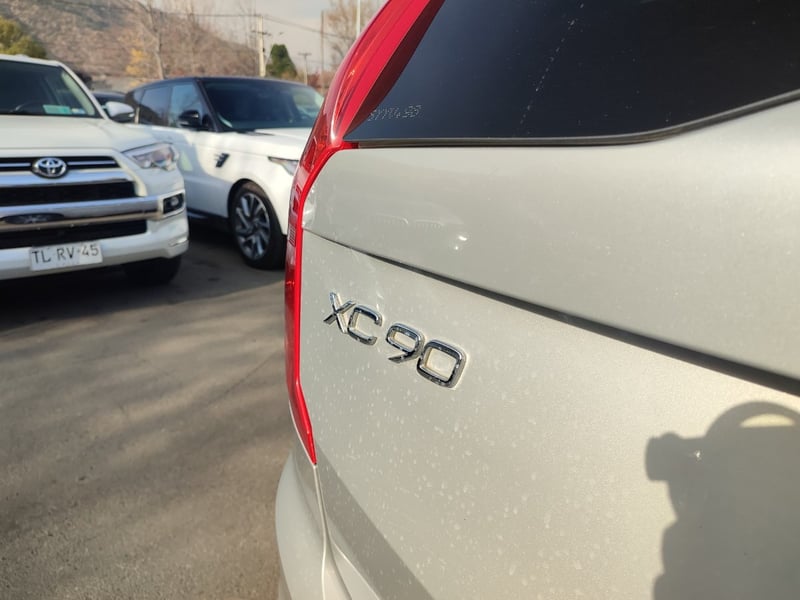 Volvo XC90 II B6 PLUS 2.0 4WD 2023 - Imagen 7 de 19