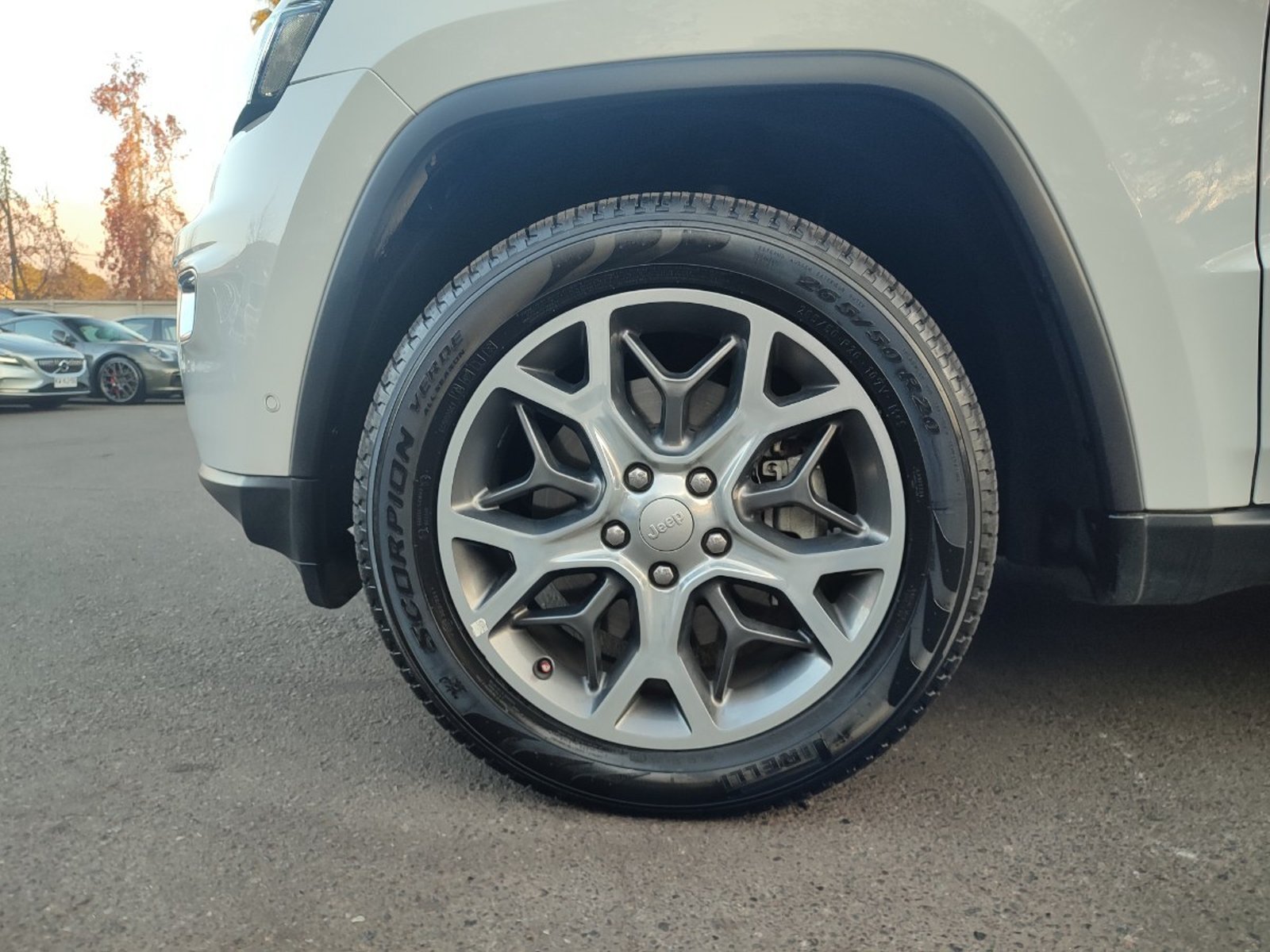 JEEP GRAND CHEROKEE LIMITED 3.6 4WD 2020 - Foto 4 de 18
