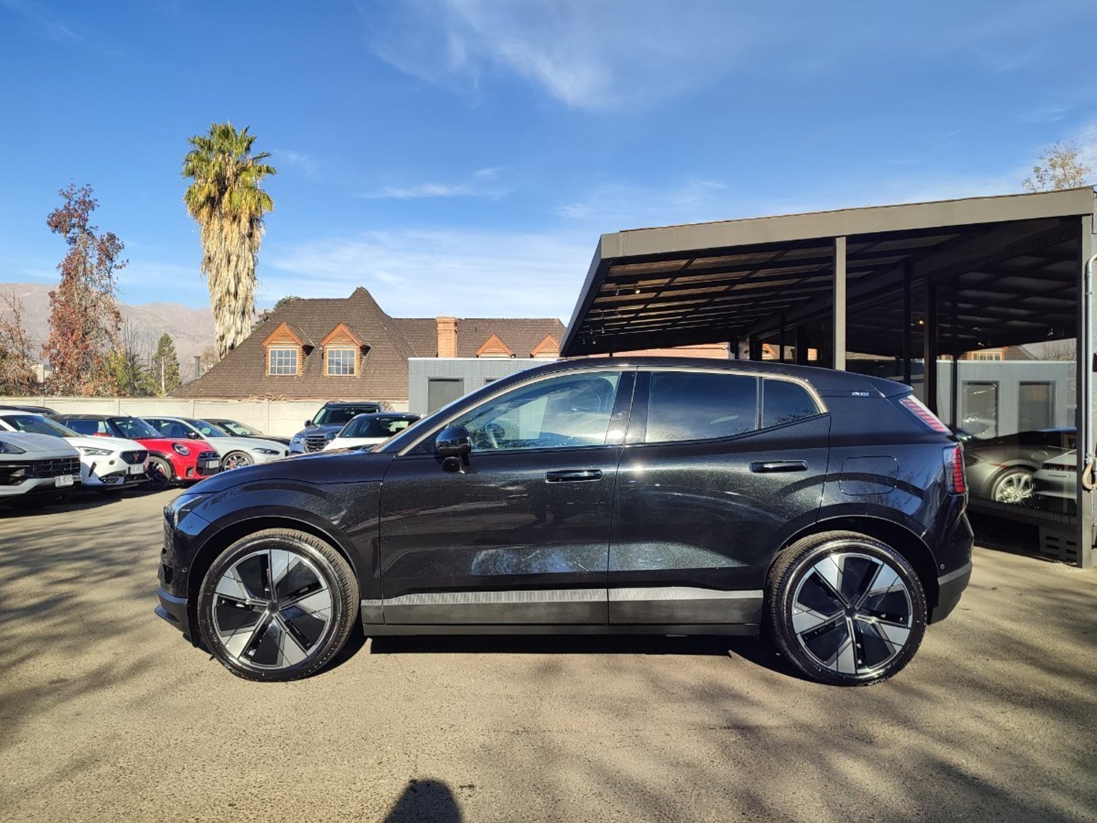 Volvo EX30 ULTRA E60 BEV 69 KWH 2025 - Foto 4 de 20