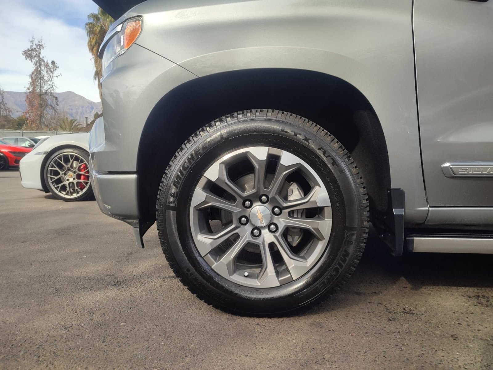 CHEVROLET SILVERADO HIGH COUNTRY 3.0 DT 4WD 2023 - Foto 4 de 17