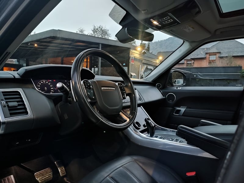 Land Rover RANGE ROVER SPORT HSE SDV8 4.4 4WD 2019 - Imagen 9 de 17