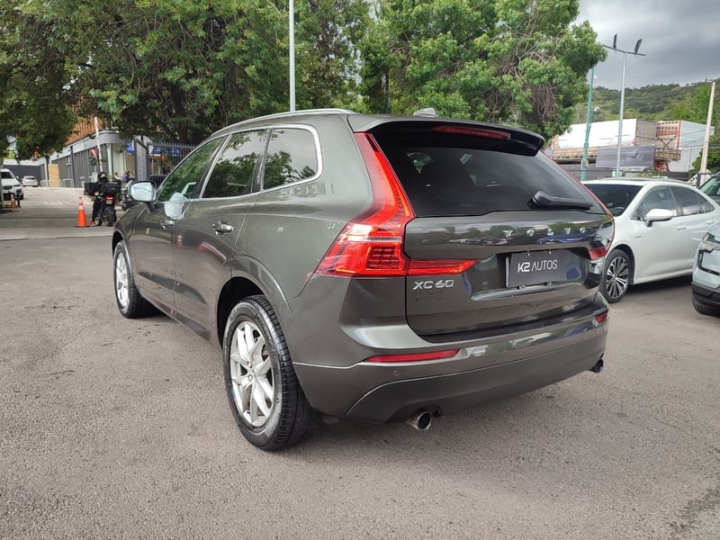 Volvo XC60 II T5 MOMENTUM 2.0 2021 - Imagen 6 de 20