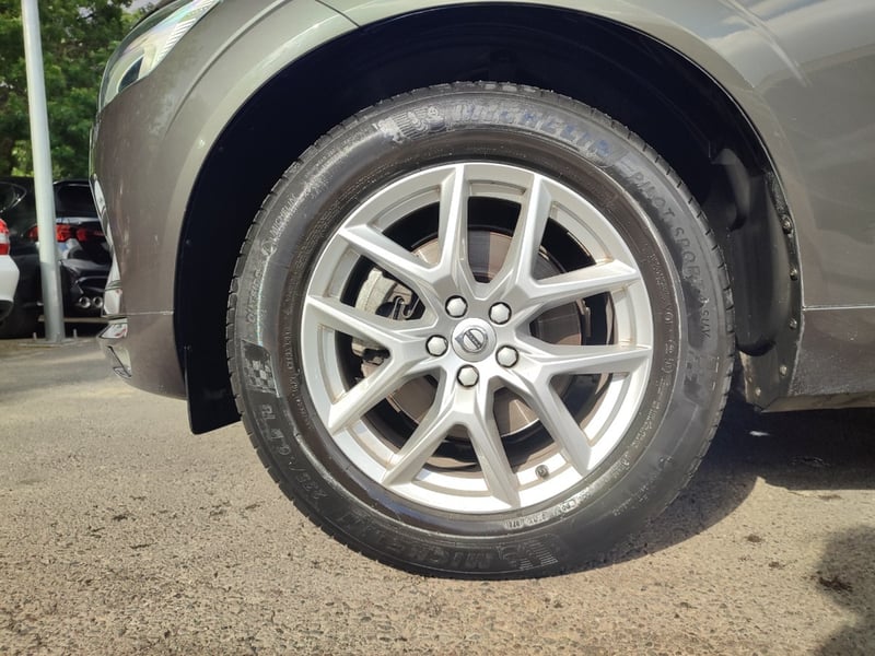 Volvo XC60 II T5 MOMENTUM 2.0 2021 - Imagen 4 de 20