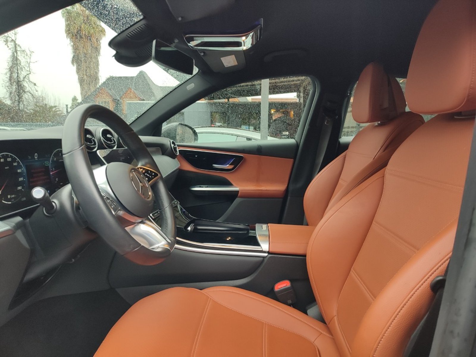 Mercedes-Benz GLC 220D COUPE 2.0 4MATIC AT 2024 - Imagen 12 de 17