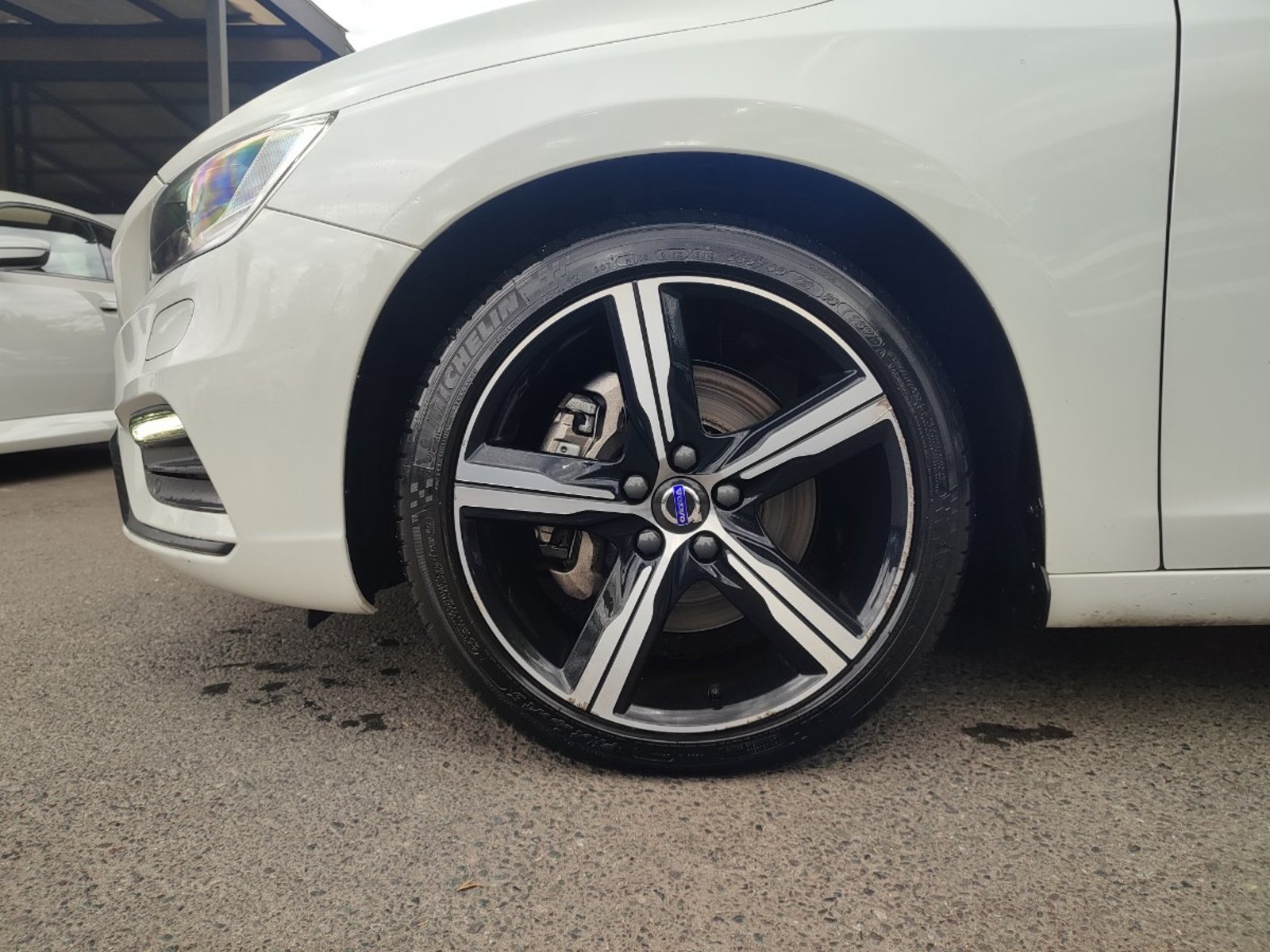 Volvo S60 T6 RDESIGN 4WD 2.0 2018 - Foto 3 de 16