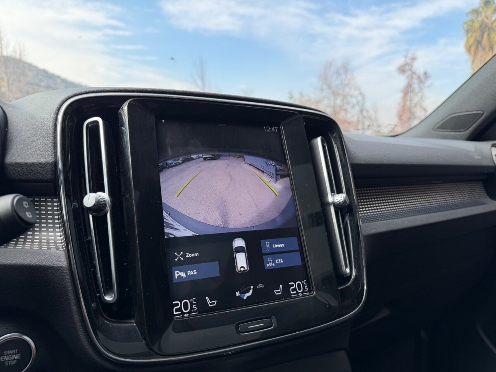 VOLVO XC40 T5 R-DESIGN PLUS 2.0 AWD 2020 - Imagen 15 de 17