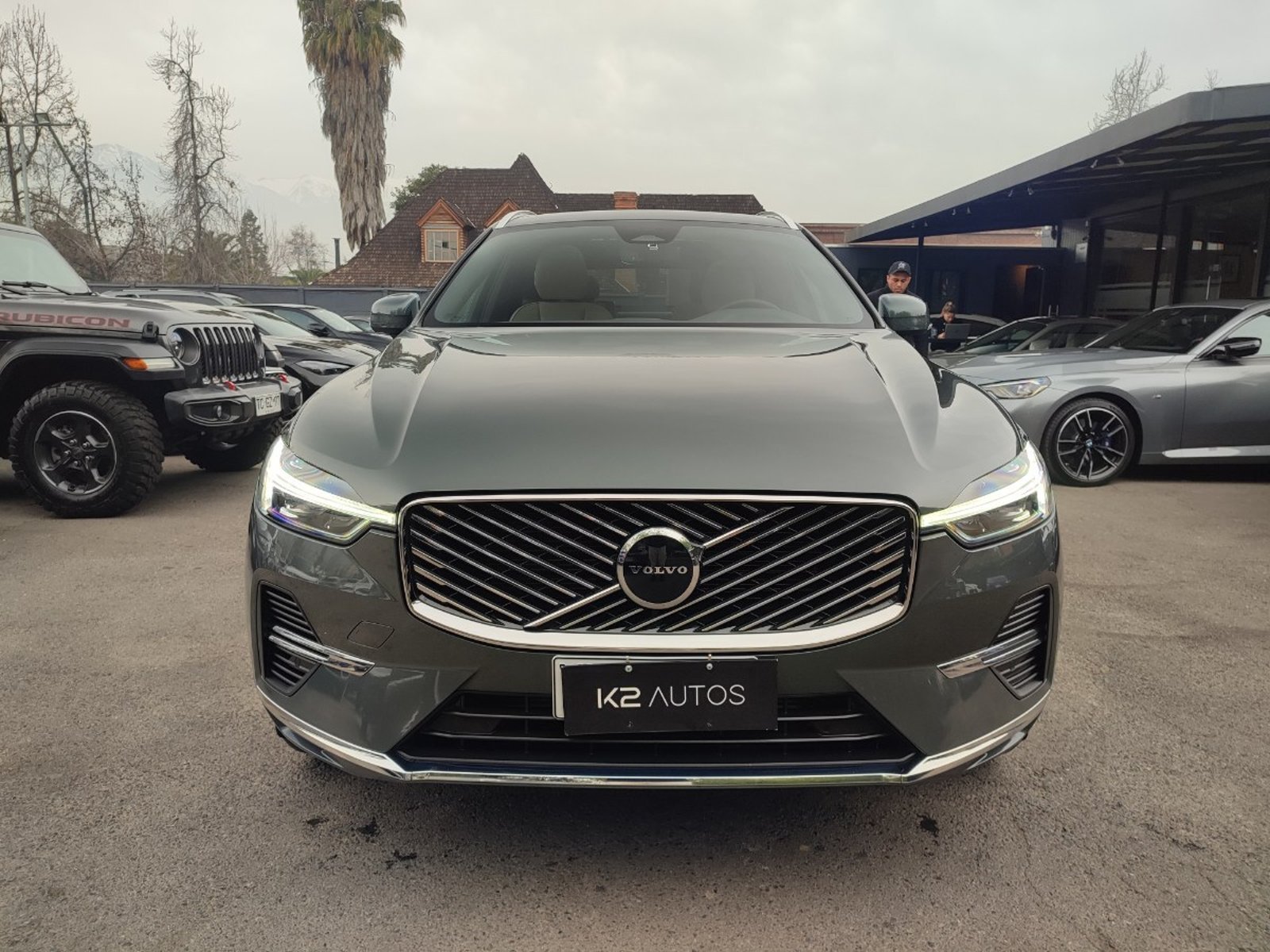 Volvo XC60 T8 CORE 2.0 4WD 2026 - Foto 2 de 18