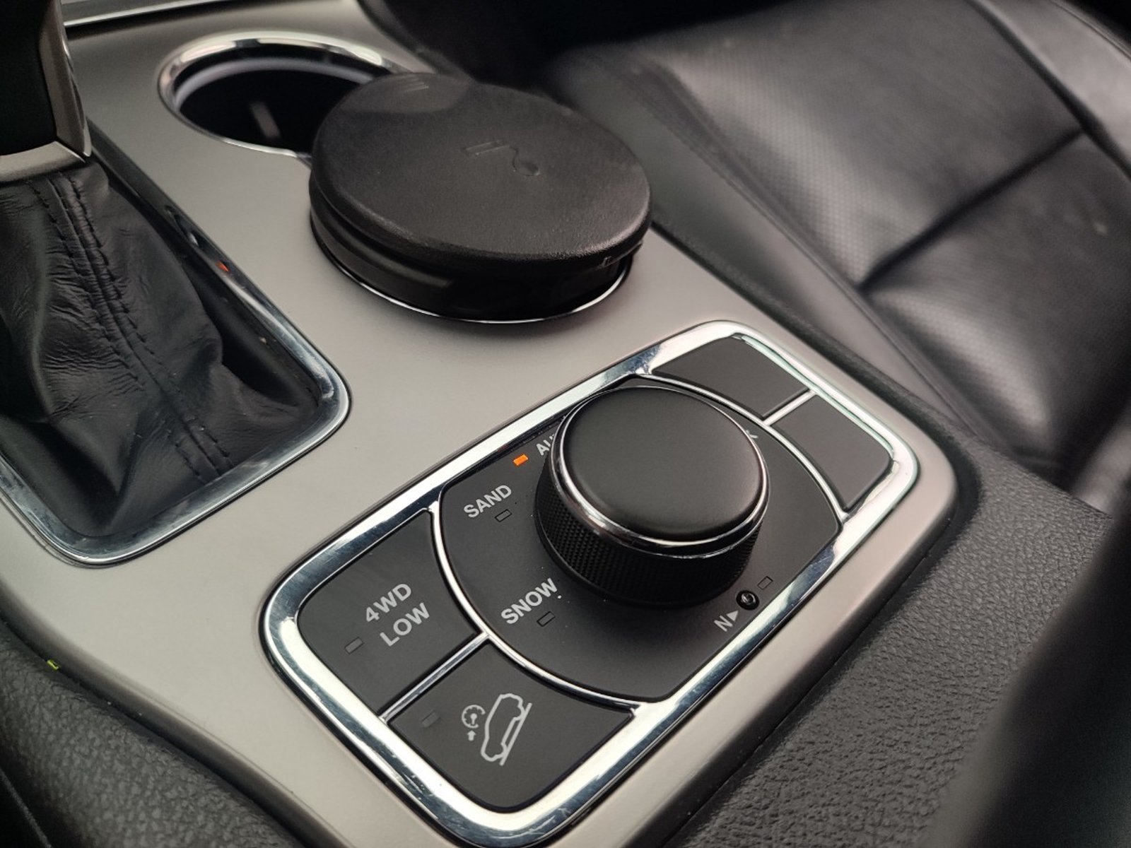 JEEP GRAND CHEROKEE LIMITED LX 3.6 4X4 2021 - Imagen 15 de 18
