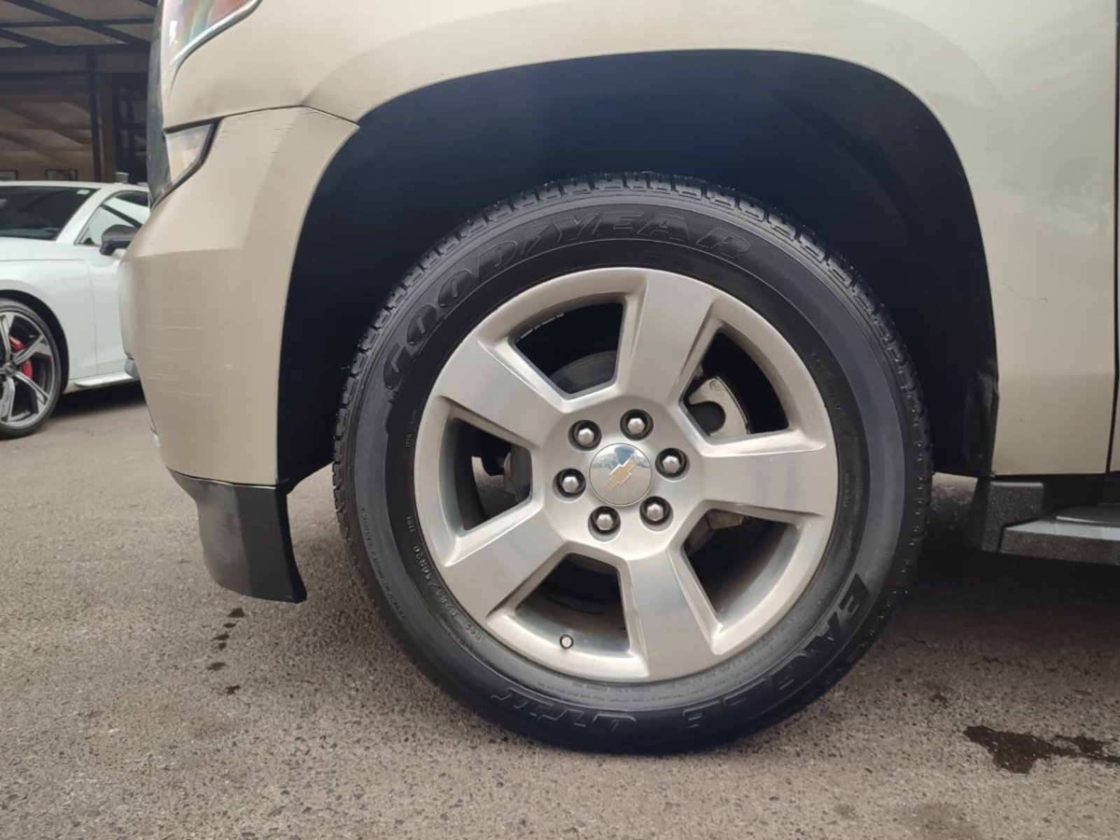 Chevrolet TAHOE LT 4WD 5.3 2018 - Foto 5 de 16