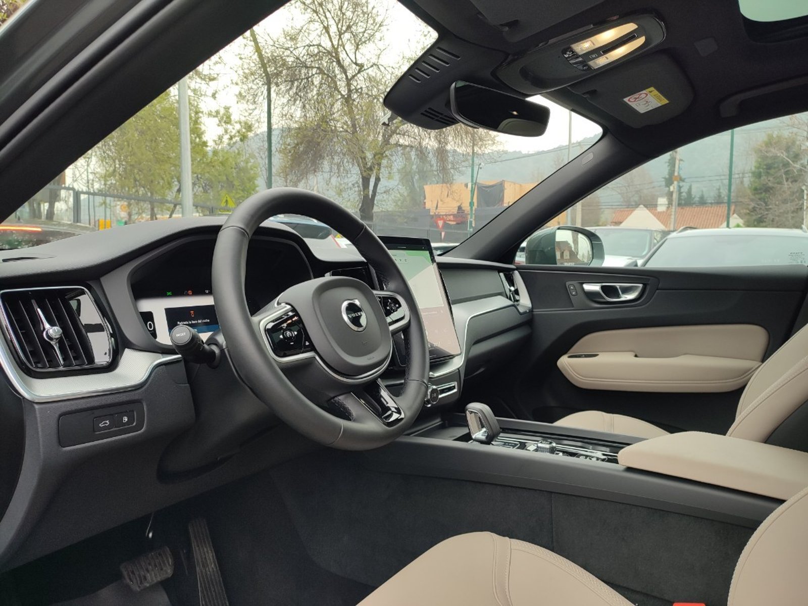 Volvo XC60 T8 CORE 2.0 4WD 2026 - Imagen 11 de 18