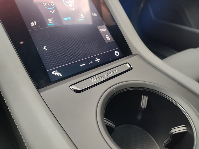 Porsche TAYCAN TURBO 4WD 2021 - Imagen 15 de 18