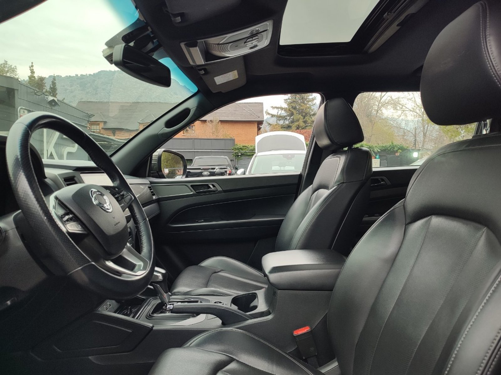 SsangYong MUSSO GRAND LIMITED PLUS 2.2 4WD AT 2024 - Imagen 12 de 17