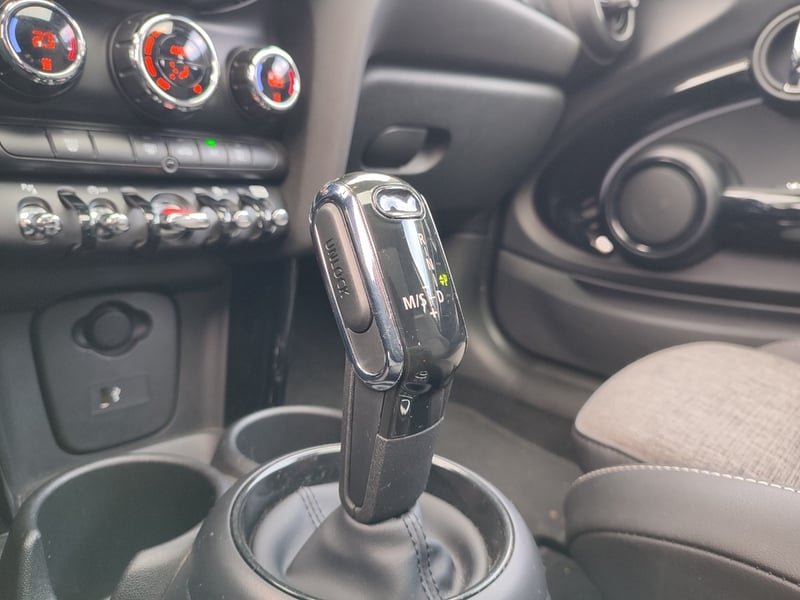 Mini COOPER S HB 2.0 AT 2023 - Imagen 11 de 14
