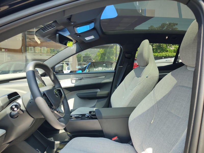 Volvo EX30 ULTRA E60 BEV 69 KWH 2026 - Imagen 11 de 16