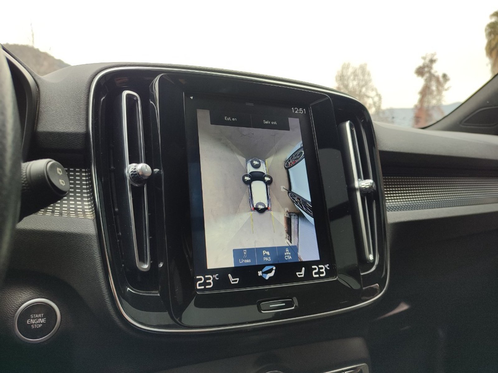 VOLVO XC40 T5 R-DESIGN PLUS 2.0 AWD 2019 - Imagen 16 de 18