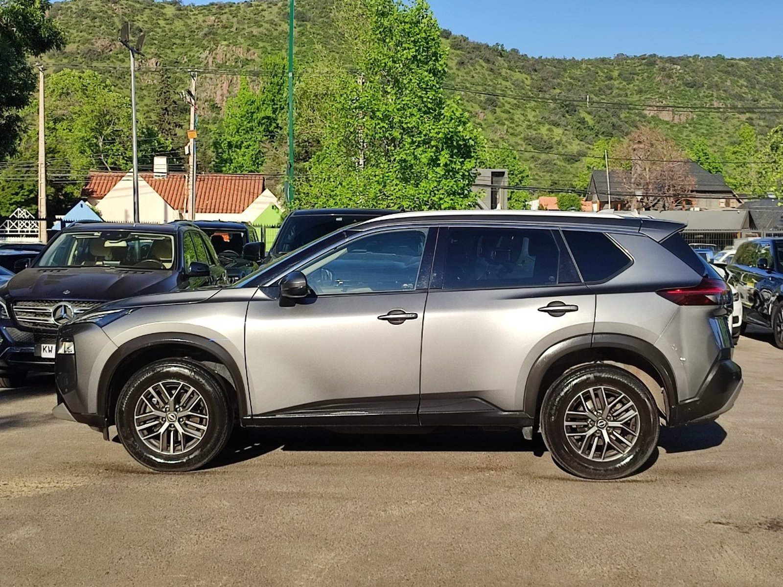 Nissan X-TRAIL SENSE 2.5 CVT 4X4 3R 2023 - Foto 5 de 19