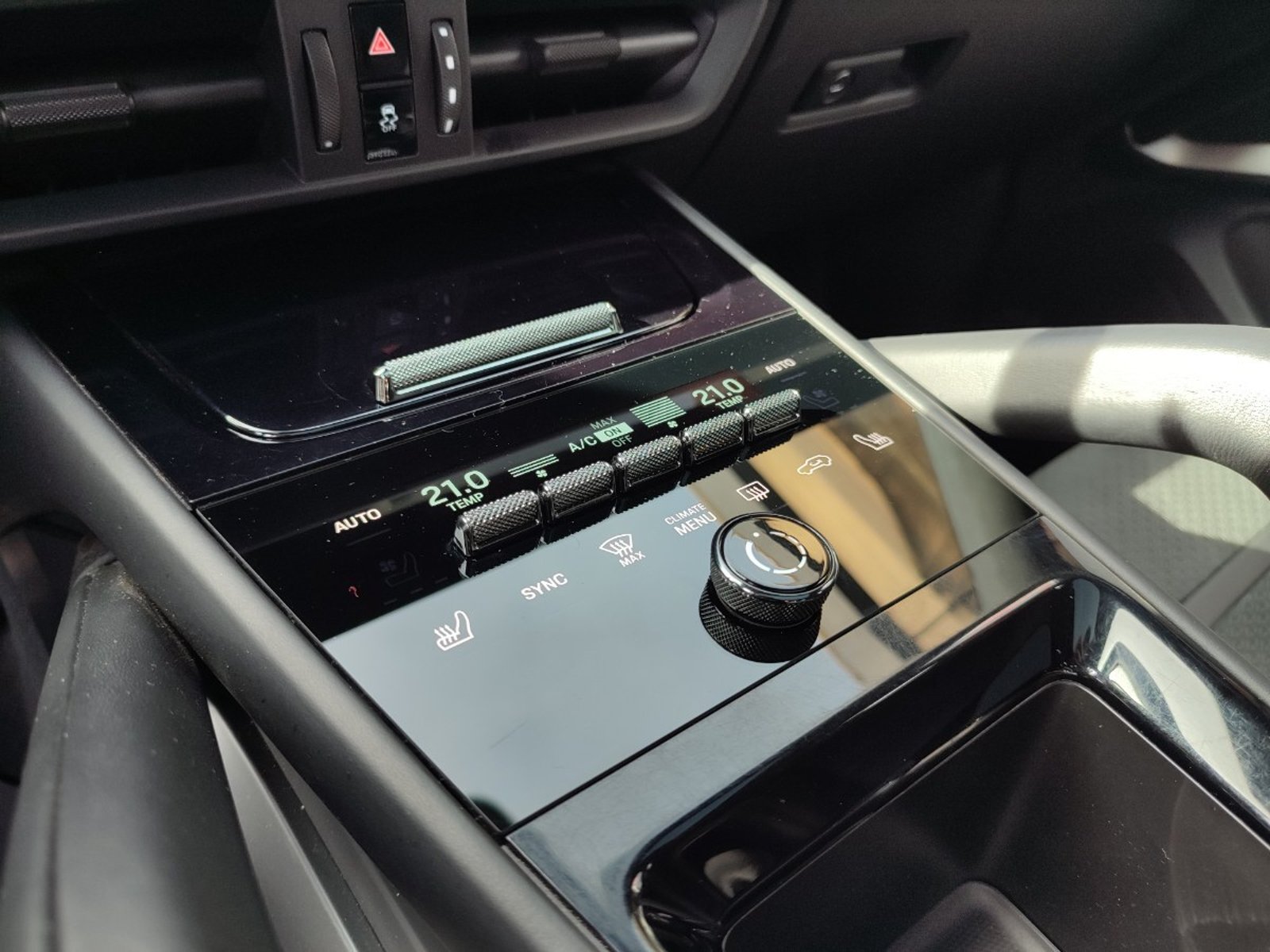 PORSCHE CAYENNE COUPE GTS 4.0 V8 4WD 2025 - Imagen 14 de 19