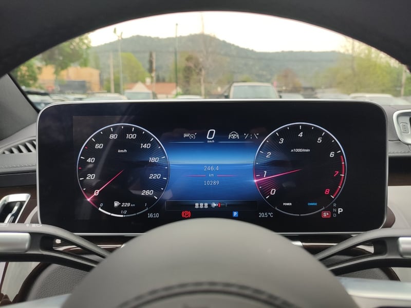 Mercedes-Benz S580 L 4.0 V8 4MATIC EQ BOOST 2025 - Imagen 19 de 19