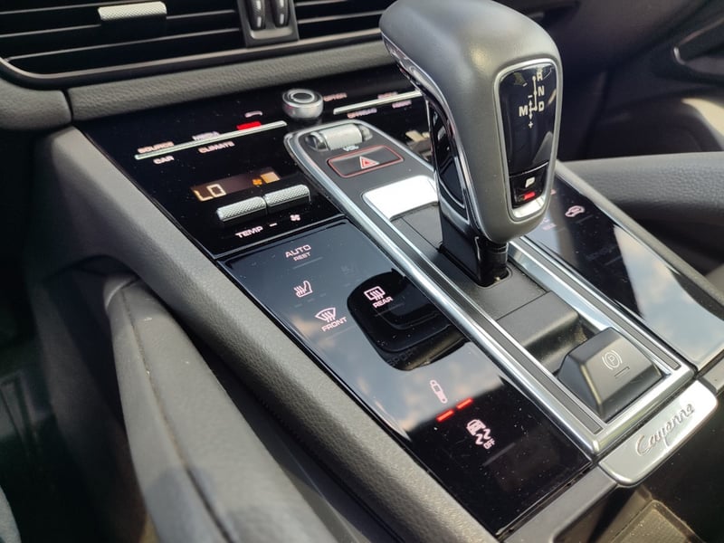 Porsche CAYENNE COUPE E3 3.0T V6 AWD 2020 - Imagen 15 de 18
