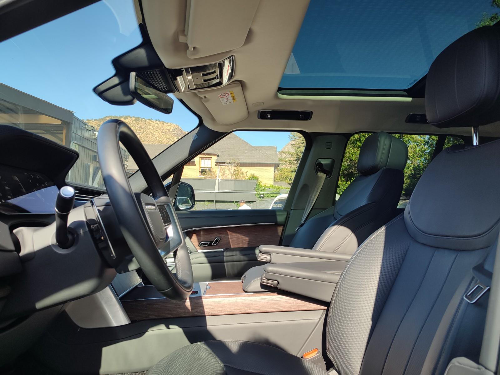 LAND ROVER RANGE ROVER P400 SE 3.0 MHEV 4WD 2024 - Imagen 9 de 16