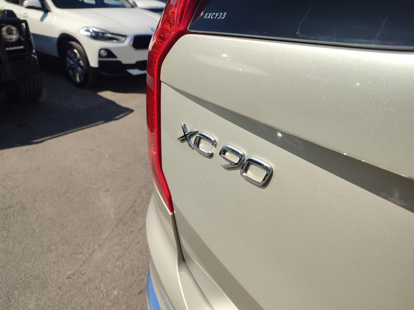 VOLVO XC90 D5 INSCRIPTION PLUS 2.0 4WD 2019 - Imagen 8 de 19