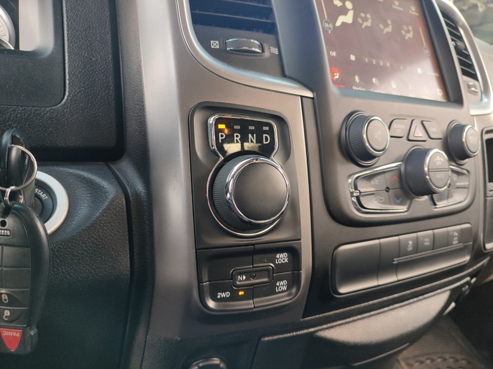 RAM 1500 SLT CREW CAB 3.6 4X4 2023 - Imagen 14 de 16