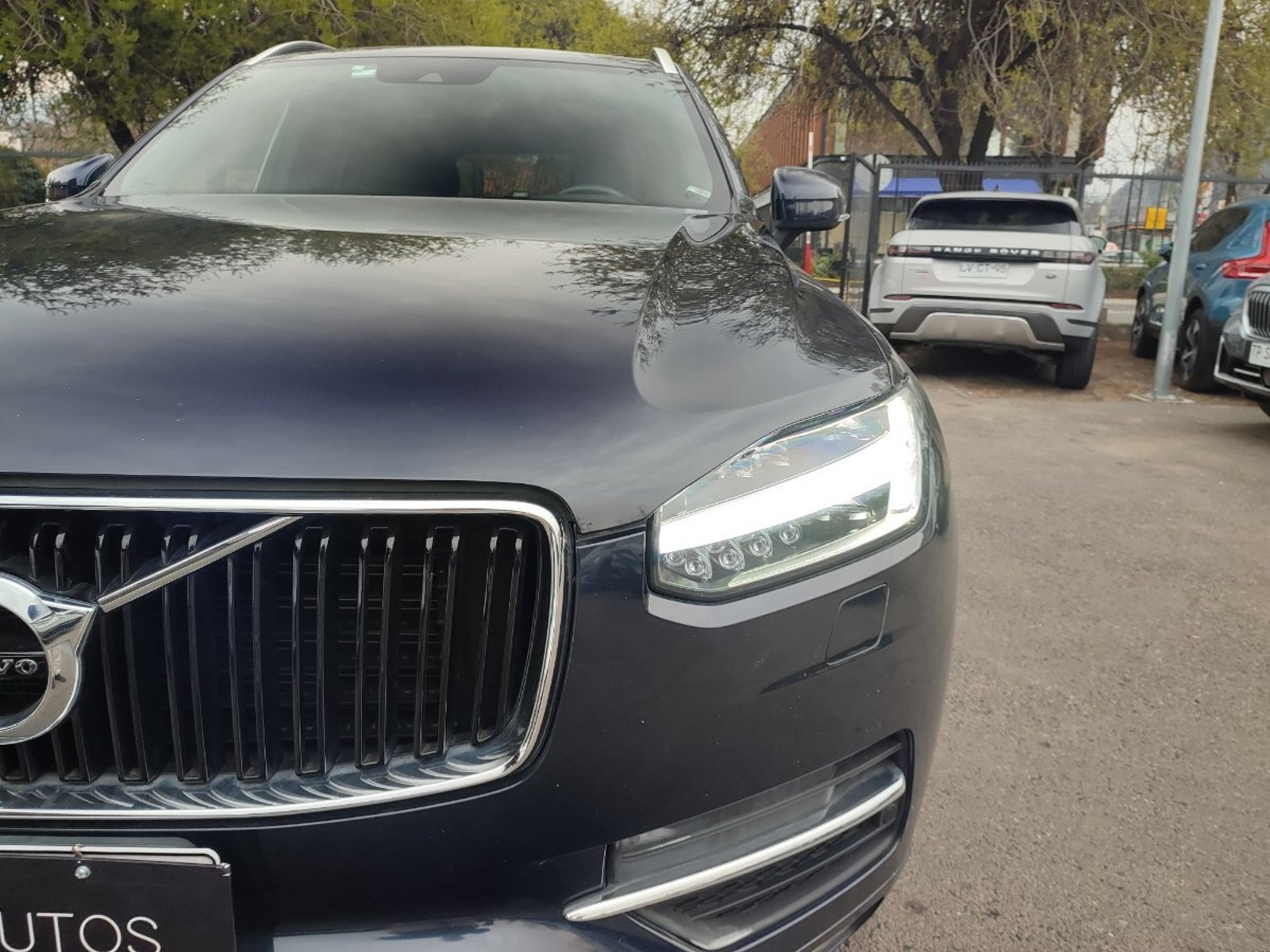 Volvo XC90 D5 MOMENTUM 2.0 4WD 2019 - Imagen 3 de 18