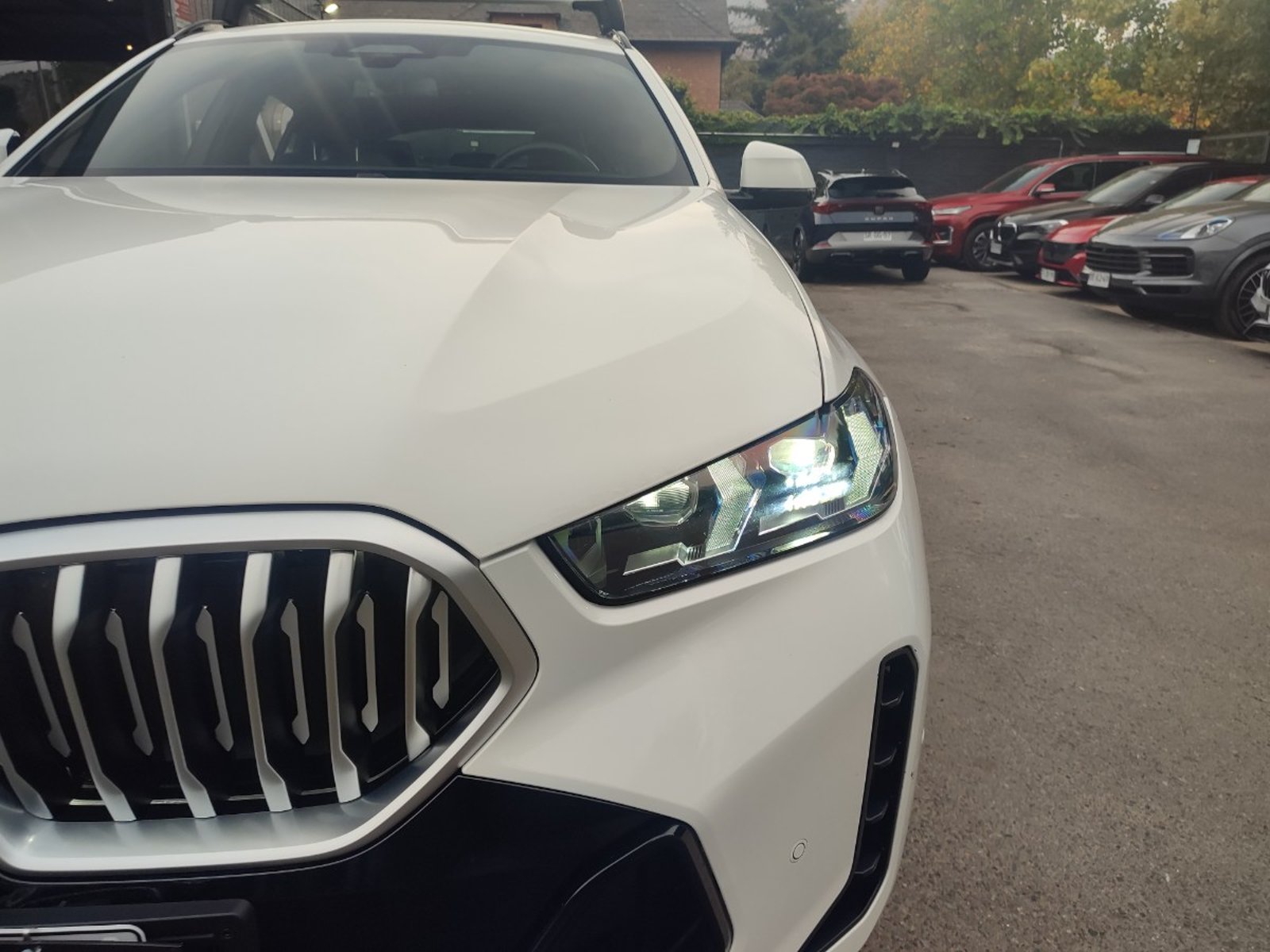 BMW X6 XDRIVE 30D MSPORT 3.0 4WD 2025 - Foto 3 de 17
