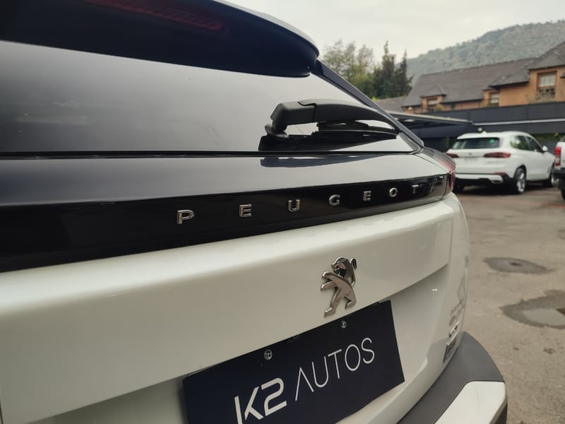 Peugeot PEUGEOT 2008 - Imagen 8 de 17