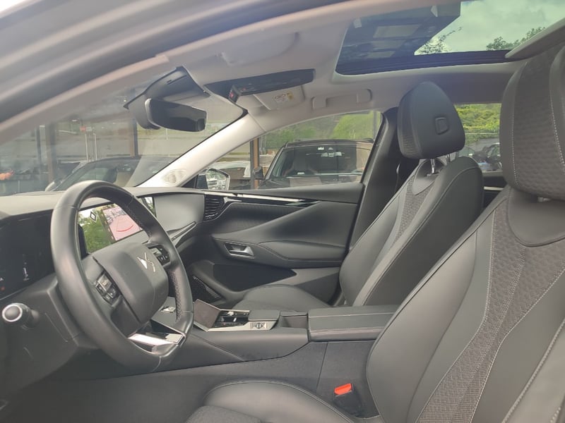 DS Automobiles DS 4 CROSS TROCADERO BLUEHDI 1.5 2023 - Imagen 10 de 16