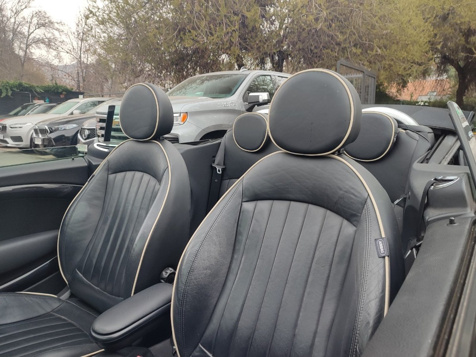 Mini COOPER S CABRIOLET 1.6 MT 2011 - Imagen 10 de 17