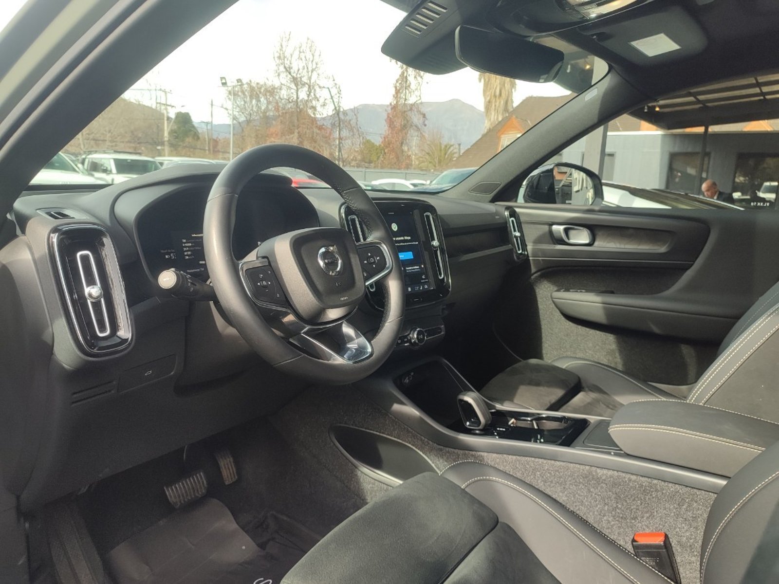 VOLVO EX40 P6 RWD AT 2026 - Imagen 15 de 18
