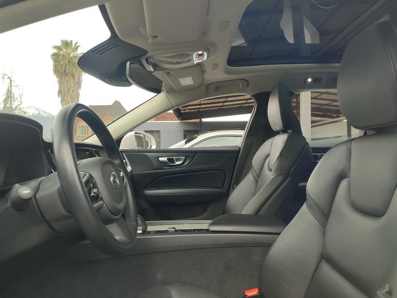 Volvo V60 CROSS COUNTRY II B5 4WD 2.0 2022 - Imagen 11 de 17