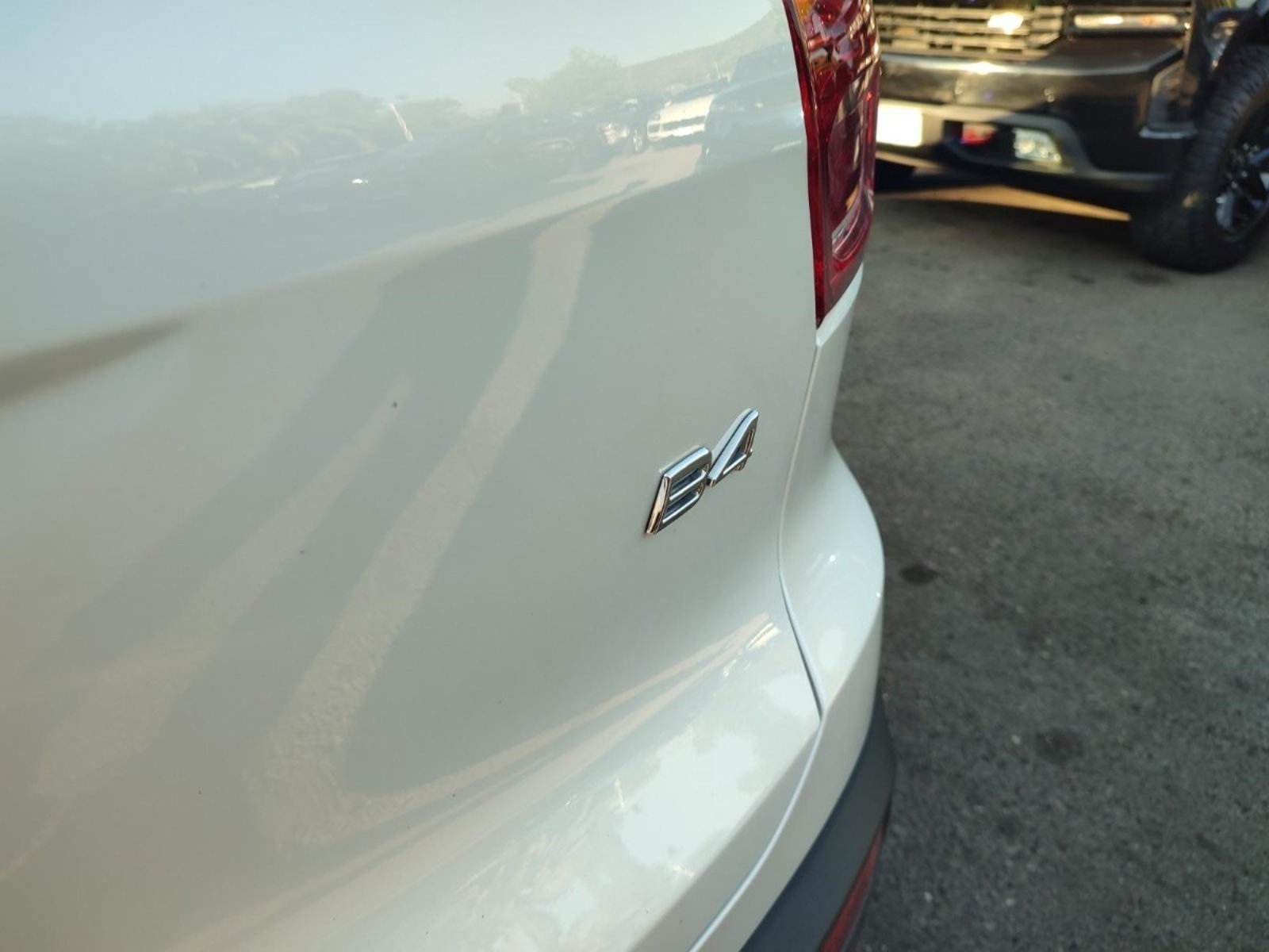 Volvo XC40 B4 PLUS 2.0 MHEV 2024 - Imagen 8 de 17