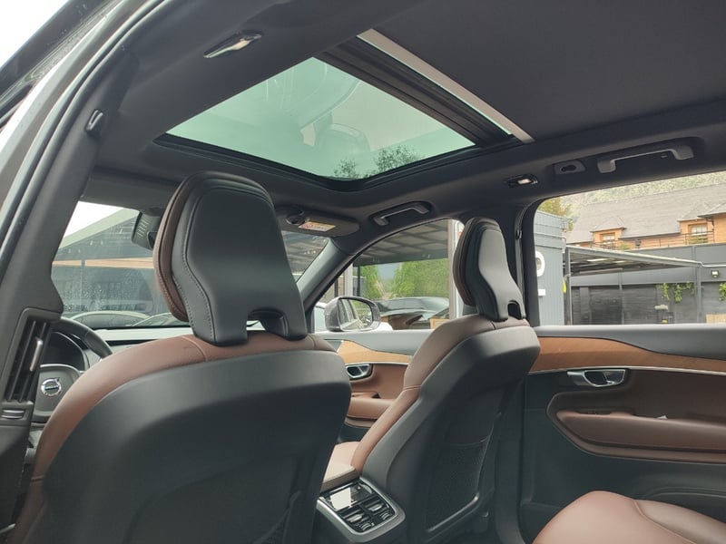 Volvo XC90 T8 PLUS PHEV RECHARGE 2.0 2024 - Imagen 12 de 16