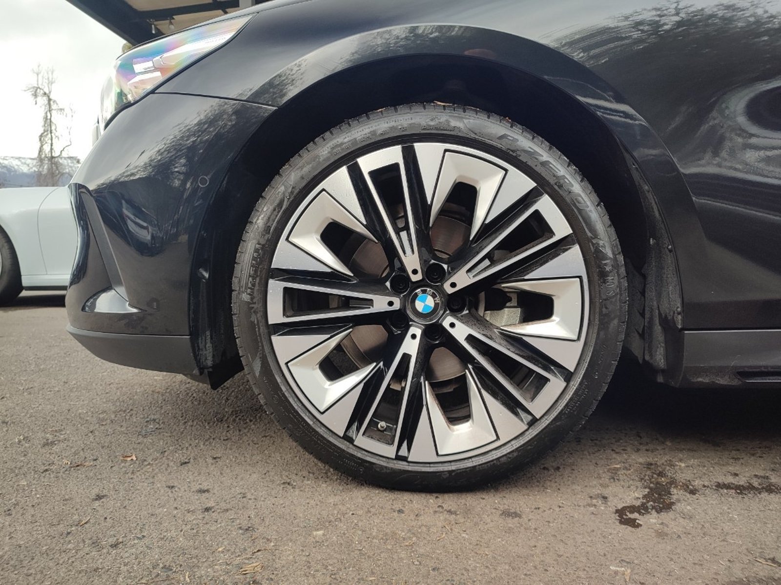 BMW 520I HERITAGE BERLINA 2.0 AT 2024 - Foto 4 de 17
