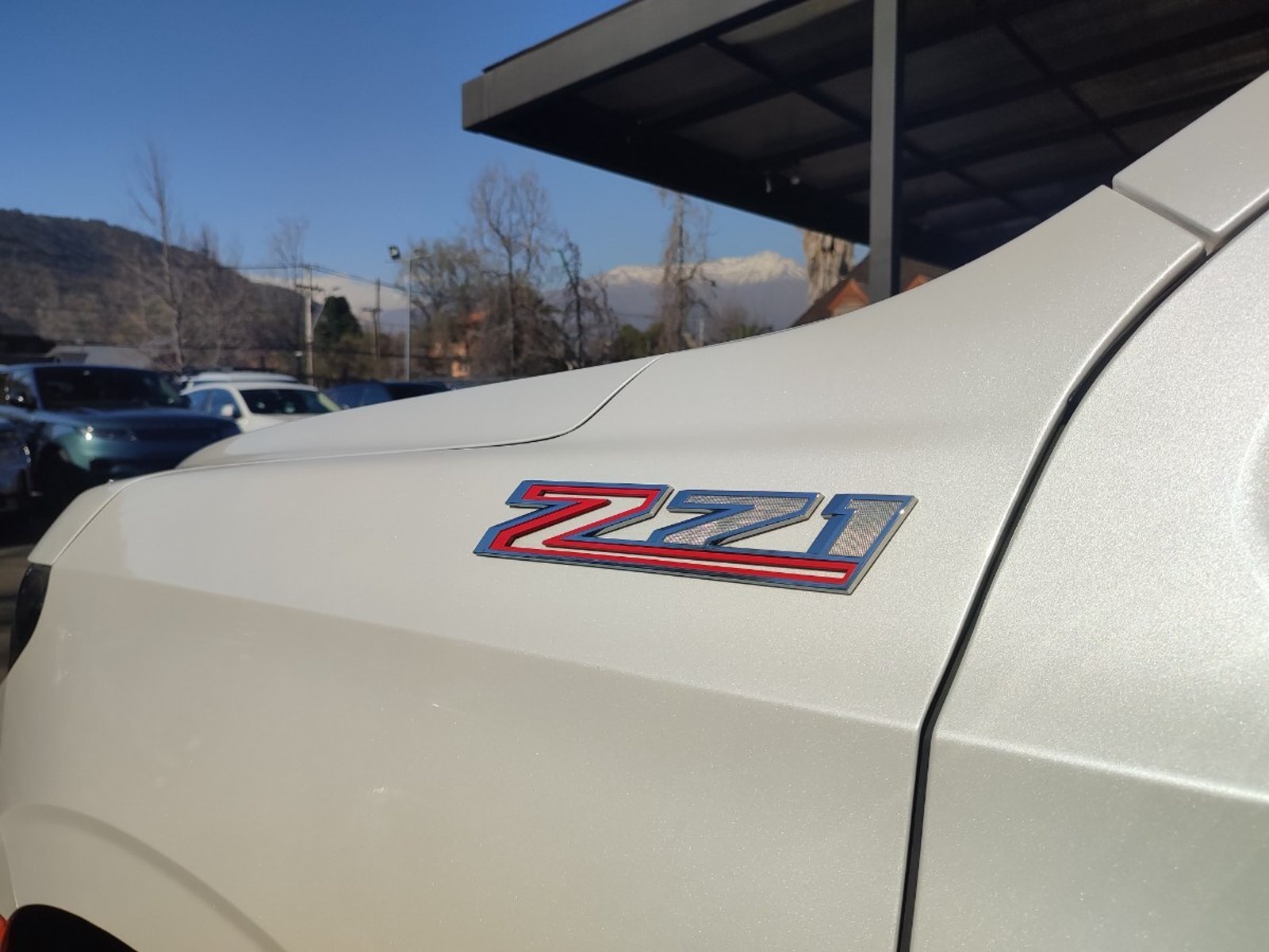 Chevrolet SUBURBAN Z71 5.3 4WD 2025 - Imagen 6 de 18