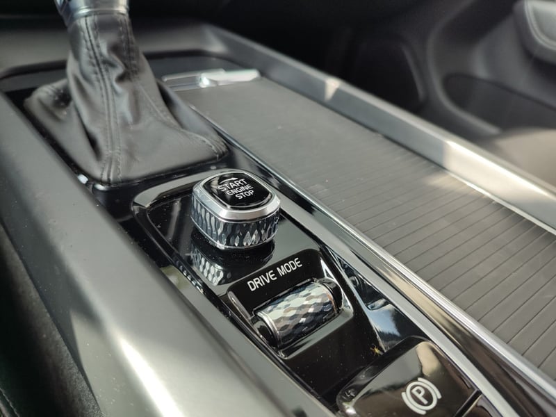 Volvo XC60 II T5 MOMENTUM 2.0 2021 - Imagen 17 de 20