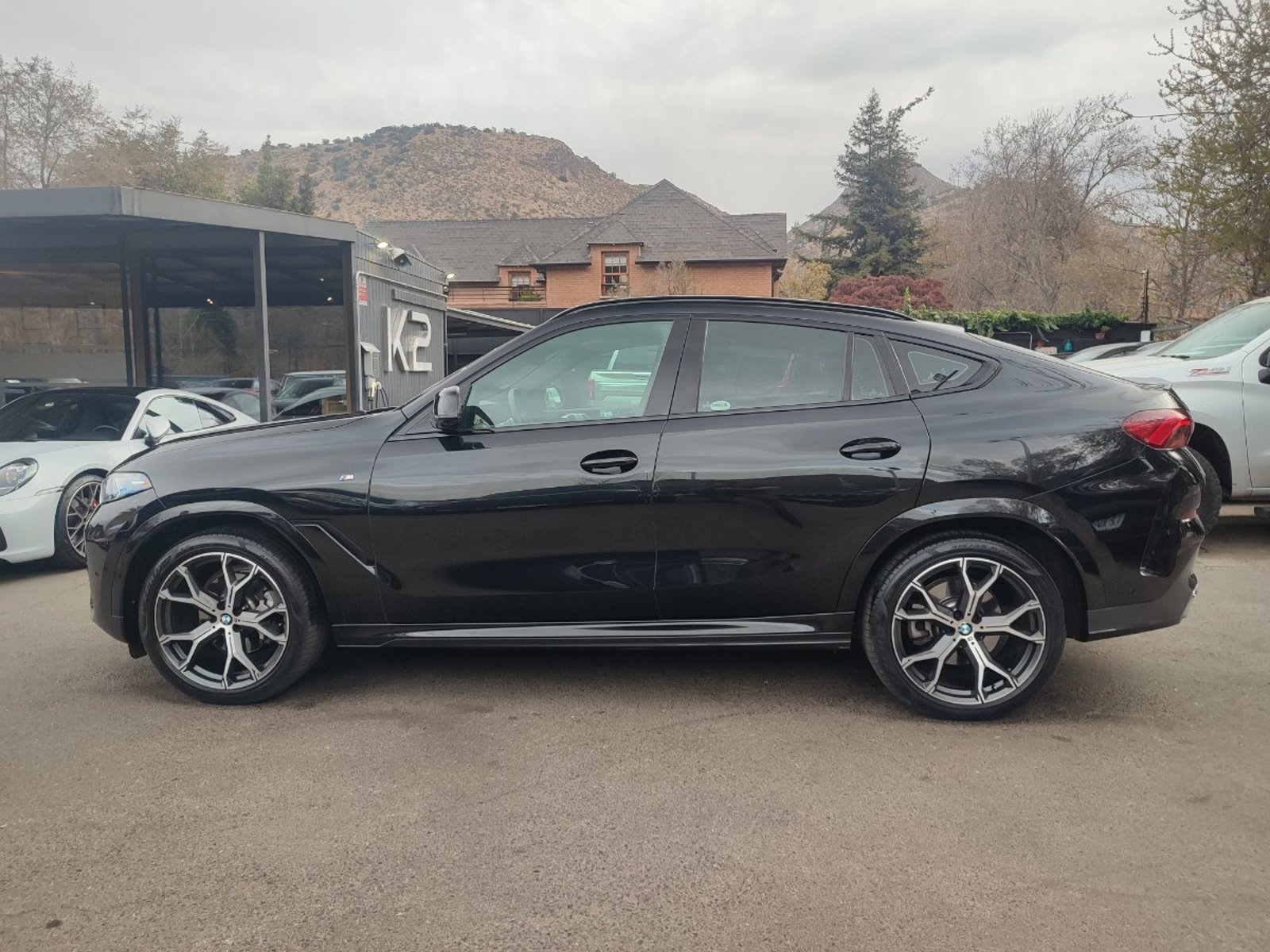 BMW X6 XDRIVE 30D MSPORT 4WD 2024 - Foto 5 de 19