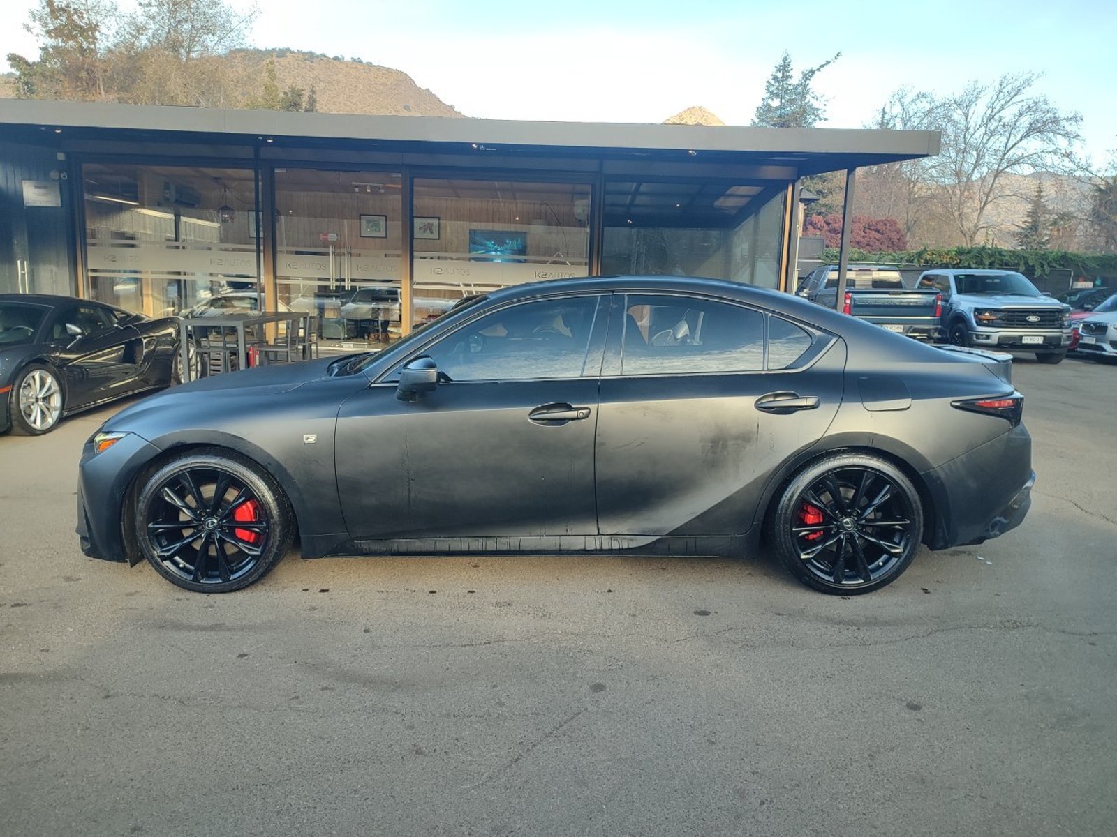 Lexus IS 300 F SPORT 2.0 2022 - Foto 5 de 18