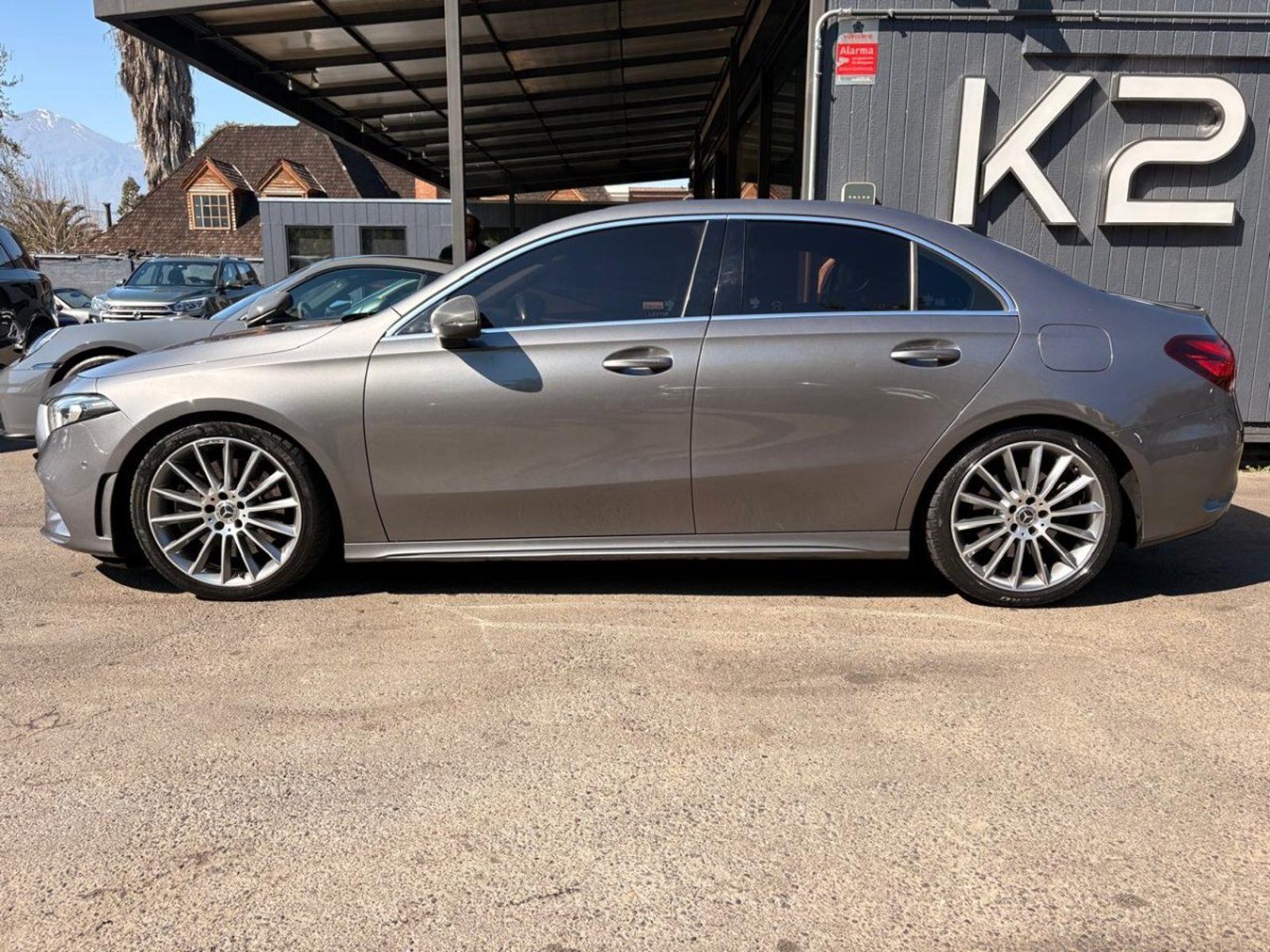 Mercedes-Benz A250 SEDAN AMG LINE 2.0T 2021 - Imagen 4 de 15