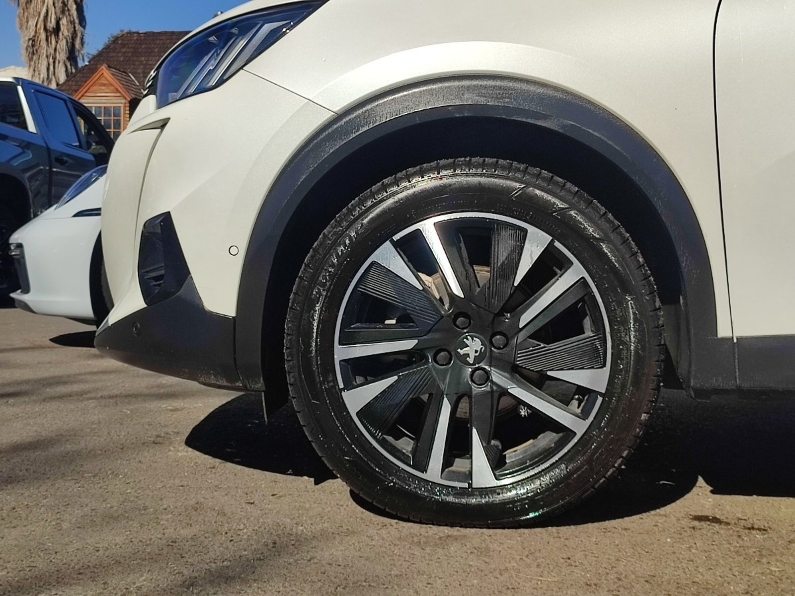 Peugeot PEUGEOT 2008 - Foto 4 de 16