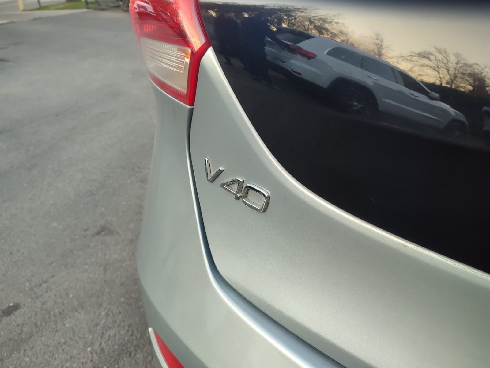 VOLVO V40 T5 2.0 INSCRIPTION AT 2019 - Imagen 9 de 17