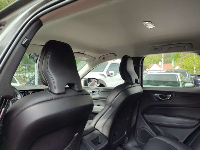 Volvo XC60 II T5 MOMENTUM 2.0 2021 - Imagen 13 de 20