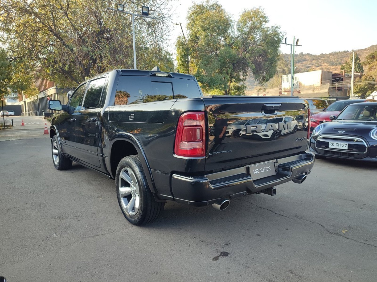 RAM 1500 LIMITED 5.7 CREW CAB 4X4 2022 - Imagen 7 de 15