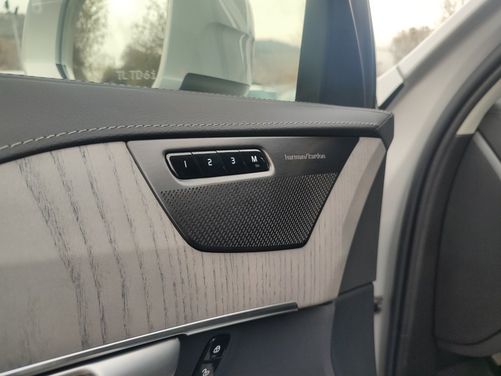 VOLVO XC90 T8 RECHARGE ULTIMATE 2.0 AWD 2024 - Imagen 12 de 18