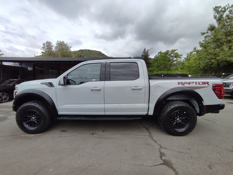 Ford F-150 RAPTOR 3.5 ECOBOOST 4WD 2025 - Imagen 5 de 20