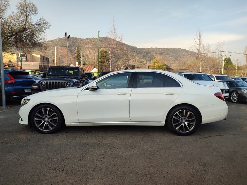 Mercedes-Benz E220 D 2.0 AT 2017 - Imagen 4 de 16