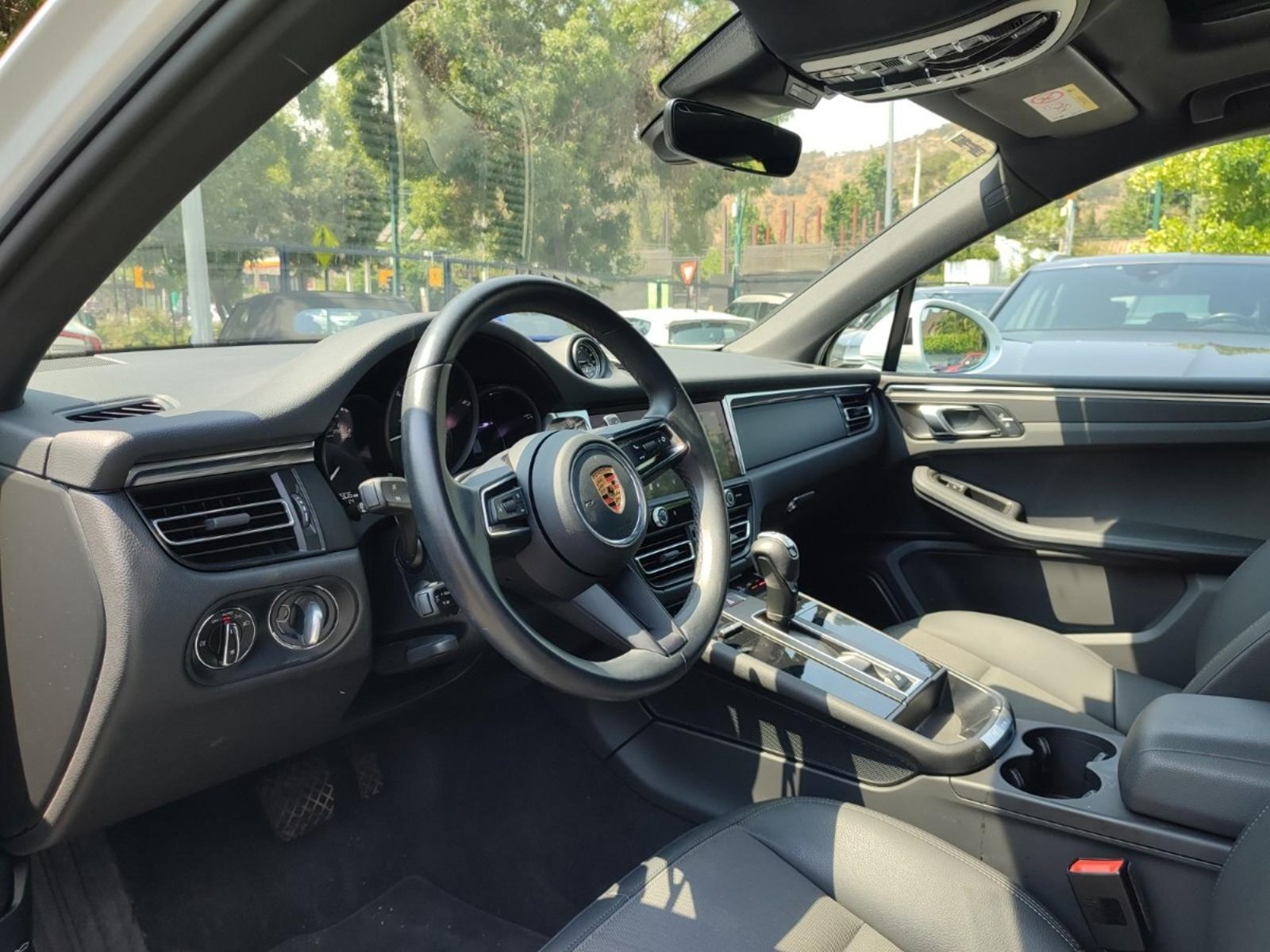 PORSCHE MACAN R4 III 4WD 2.0 2024 - Imagen 9 de 17