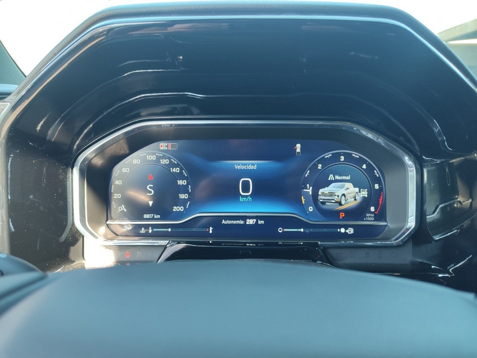 Chevrolet SILVERADO HIGH COUNTRY 3.0 DT 4WD 2026 - Imagen 18 de 18